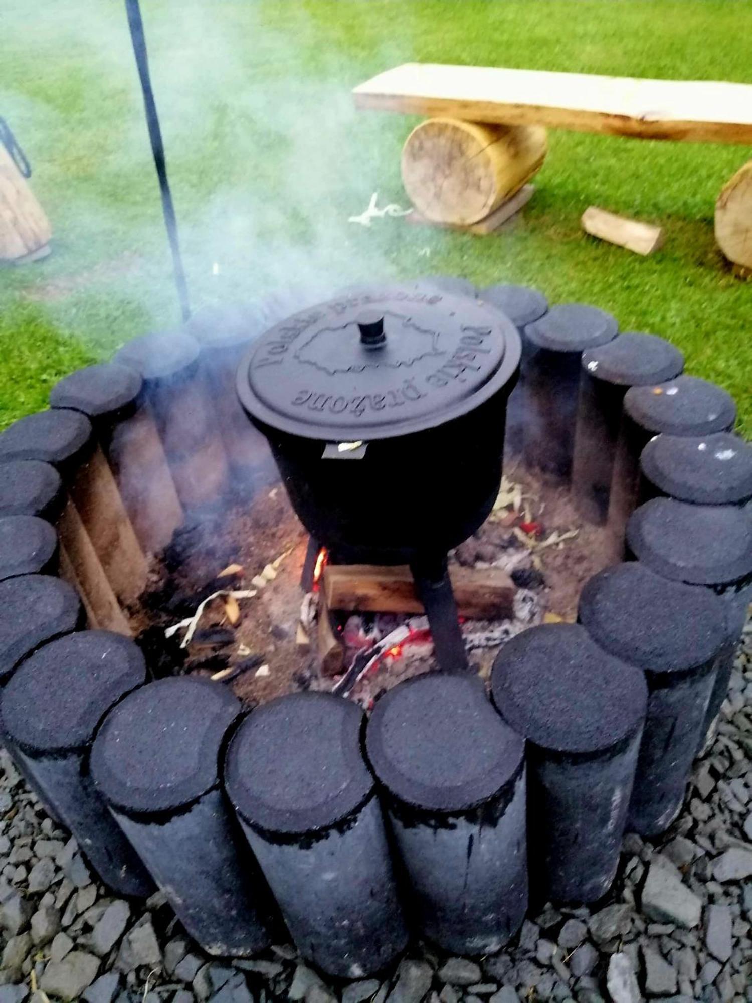 Natur House Beskidy - Dom Z Drzewa Ksiezycowego Z Sauna I Balia Jacuzzi!! Leilighet Slemien Eksteriør bilde